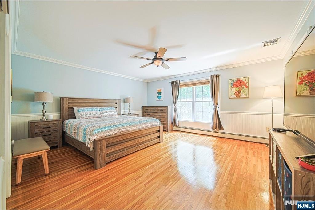 705 Gettysburg Place Paramus, NJ 07652 - Photo 19 of 32