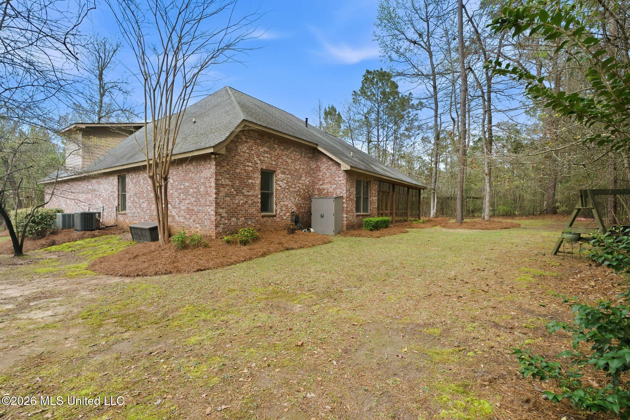 17 Parson's Creek Road Hattiesburg, MS 39402 - Photo 39 of 60 17_Parson's_Creek_Road-32