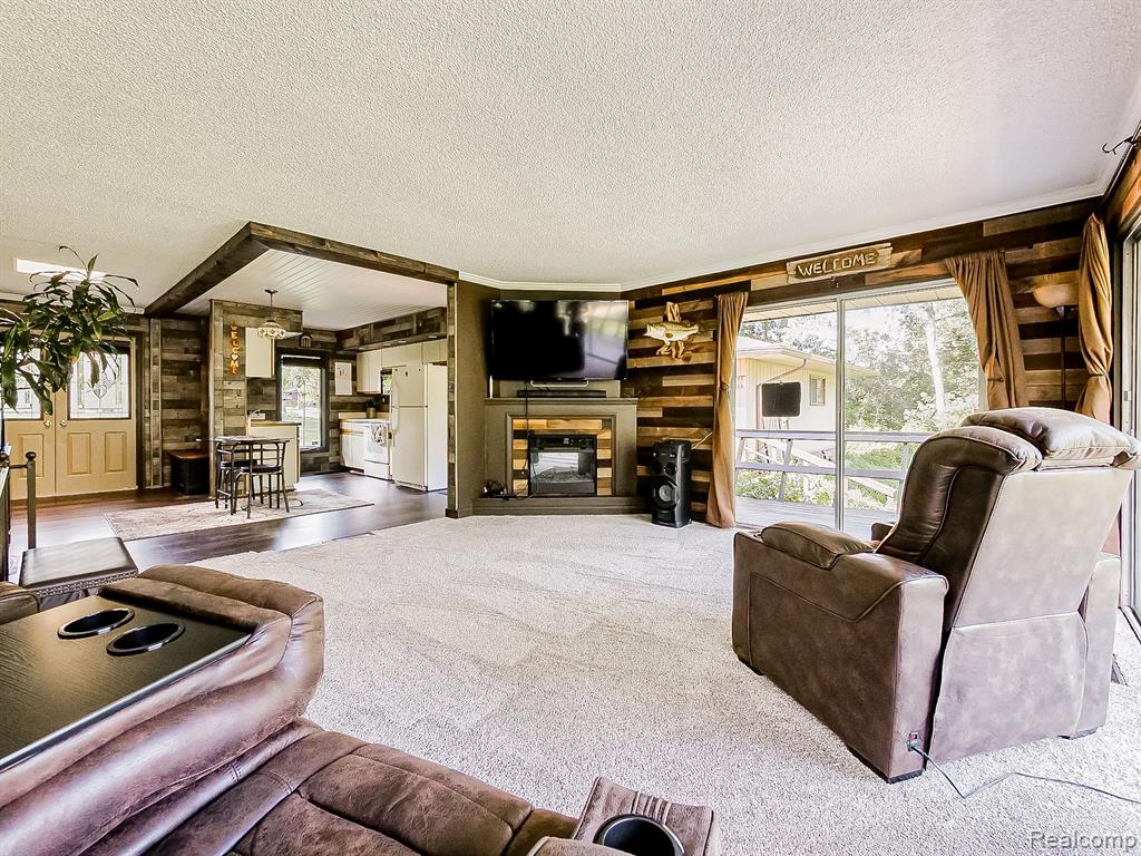 41900 Riggs Road Belleville, MI 48111 - Photo 4 of 35