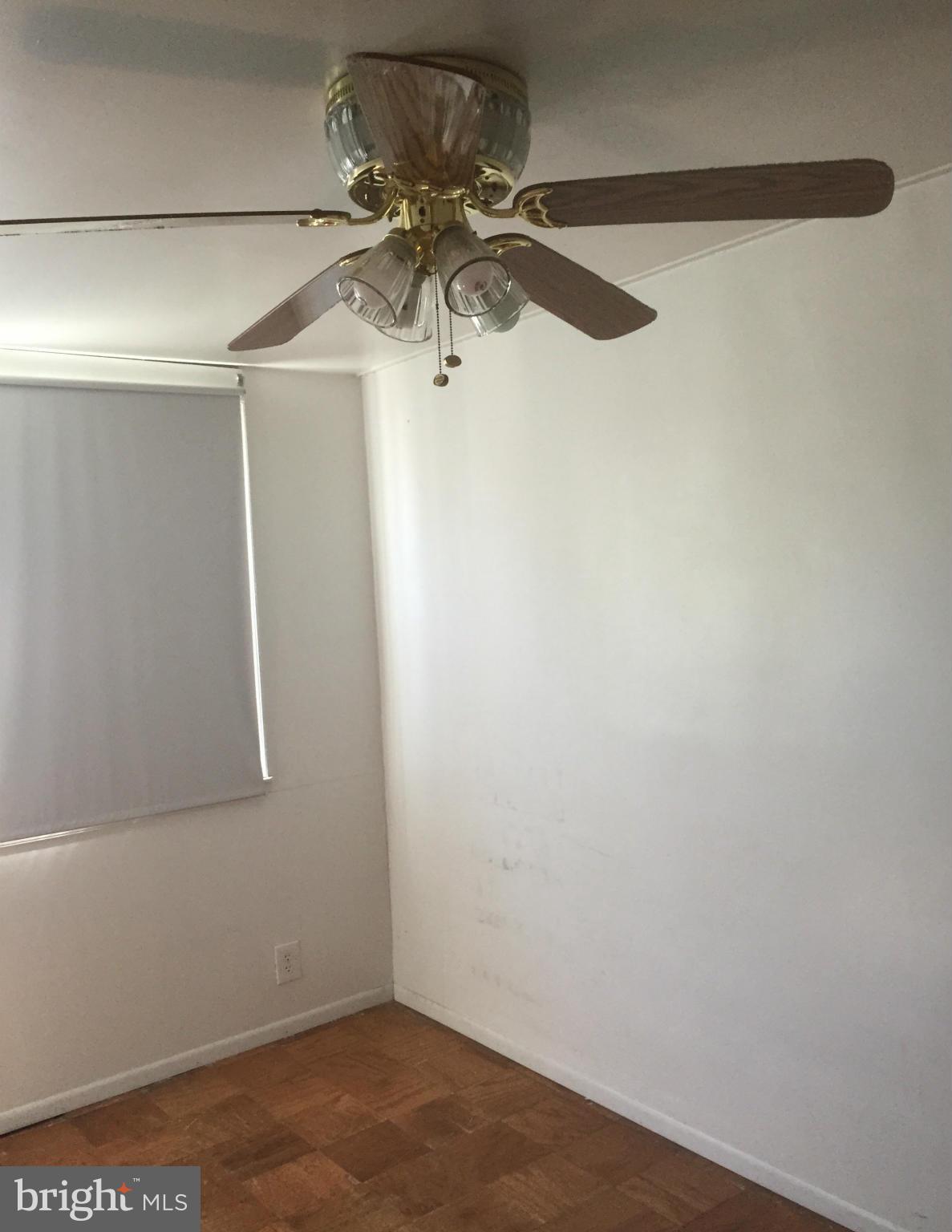 4137 Hollins Ferry Road Baltimore, MD 21227 - Photo 6 of 9 Bedroom1