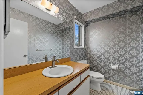 $528,888 | 319 Gorge Road, Unit 5, Cliffside Park, NJ 07010