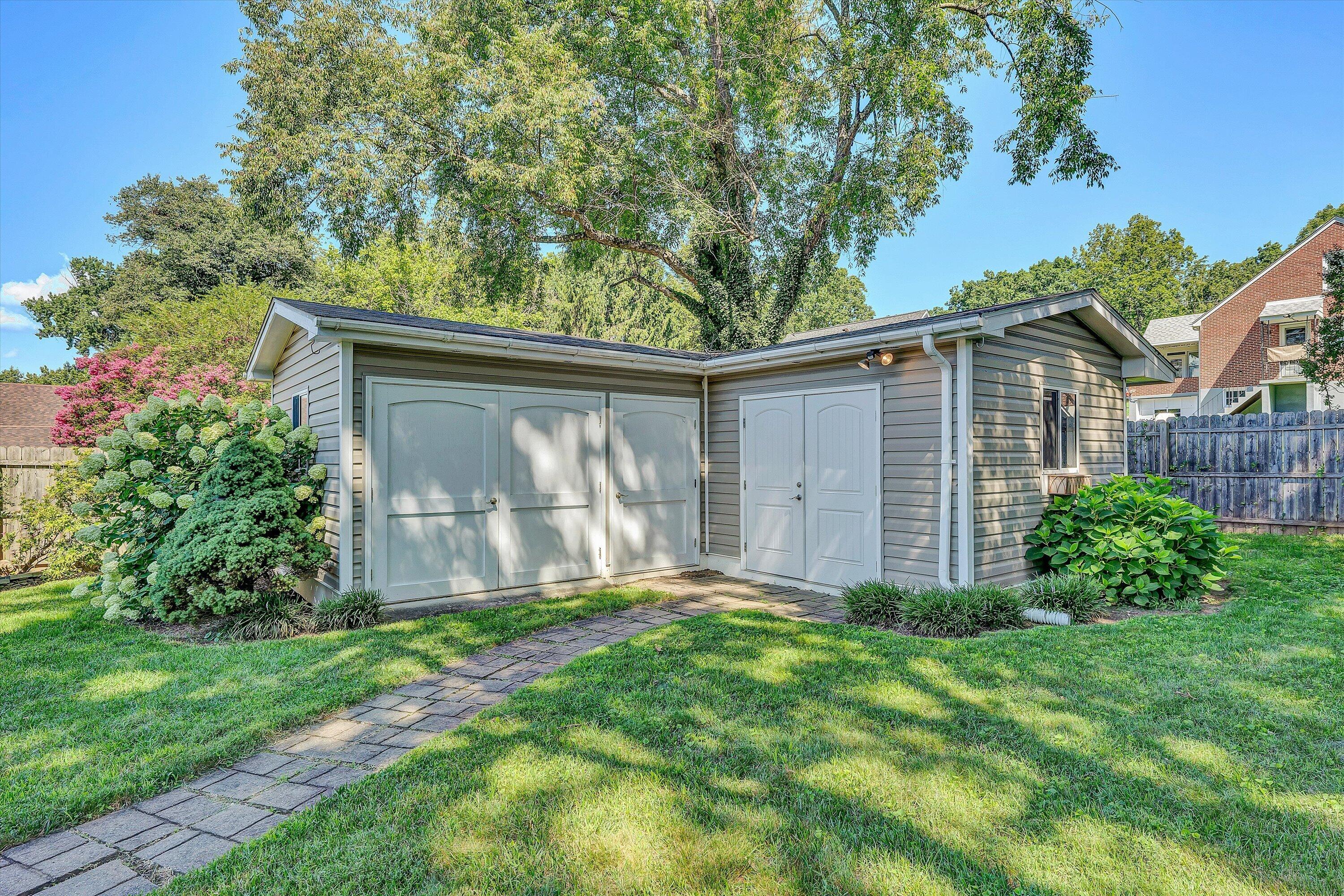 2923 Corbieshaw Road Southwest Roanoke, VA 24015 - Photo 31 of 40 31-DSC03702