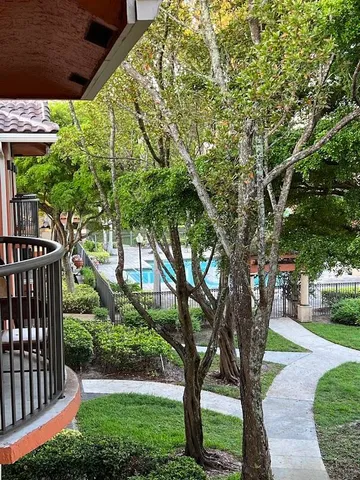 $1,625 | 4195 Haverhill Road, Unit 324, West Palm Beach, FL 33417