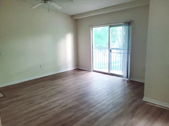 $1,625 | 4195 Haverhill Road, Unit 324, West Palm Beach, FL 33417