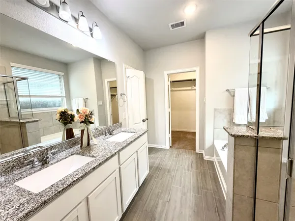 $2,280 | 8319 Divot Trace, Fulshear, TX 77441