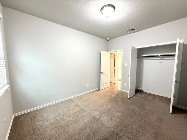 $2,280 | 8319 Divot Trace, Fulshear, TX 77441