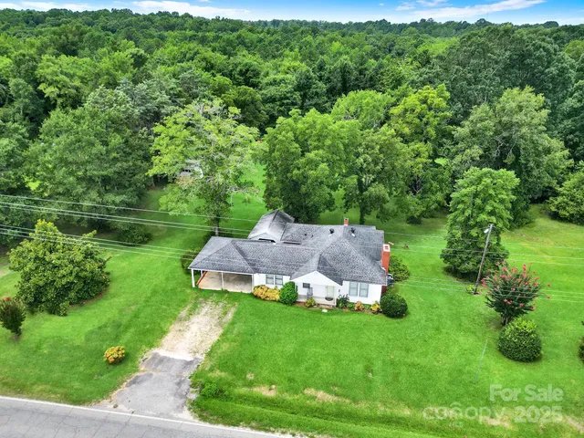 $495,000 | 1670 Lynwood Drive, Lancaster, SC 29720