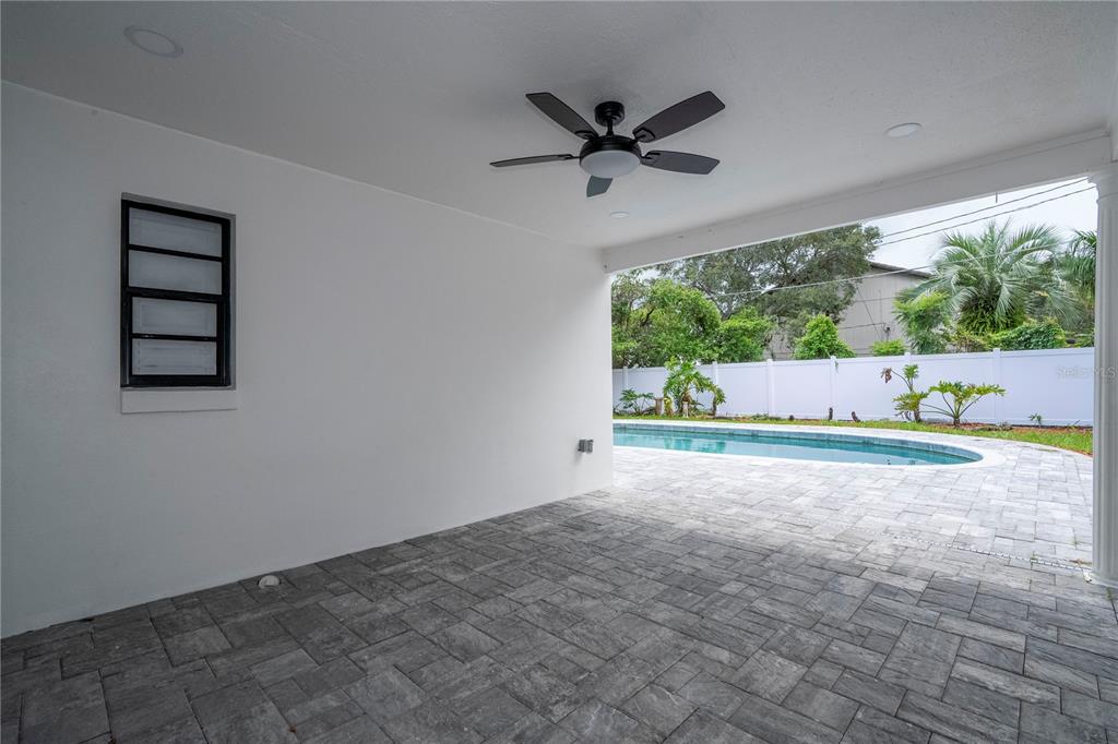 1124 Munster Street Orlando, FL 32803 - Photo 12 of 64 a view of room with a window and ceiling fan