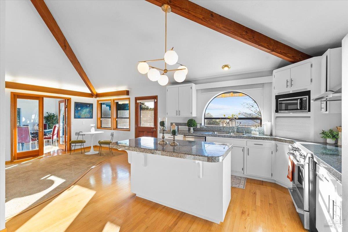 7061 Bennett Valley Road Santa Rosa, CA 95404 - Photo 17 of 55