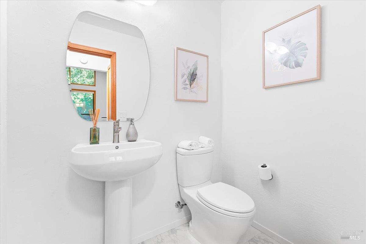 7061 Bennett Valley Road Santa Rosa, CA 95404 - Photo 21 of 55