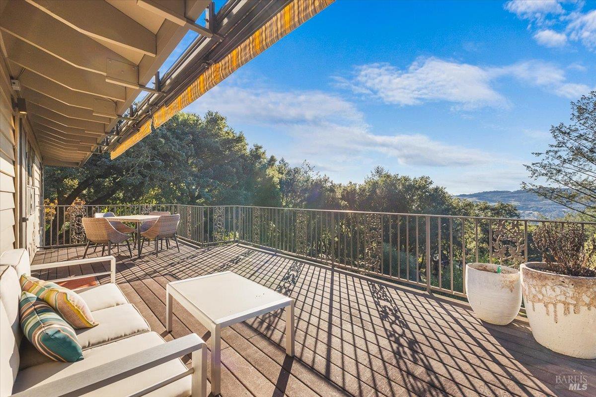 7061 Bennett Valley Road Santa Rosa, CA 95404 - Photo 5 of 55