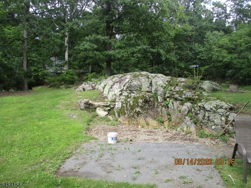 4 Mohawk Road Hopatcong, NJ 07821 - Photo 8 of 22 Gallery Image 8