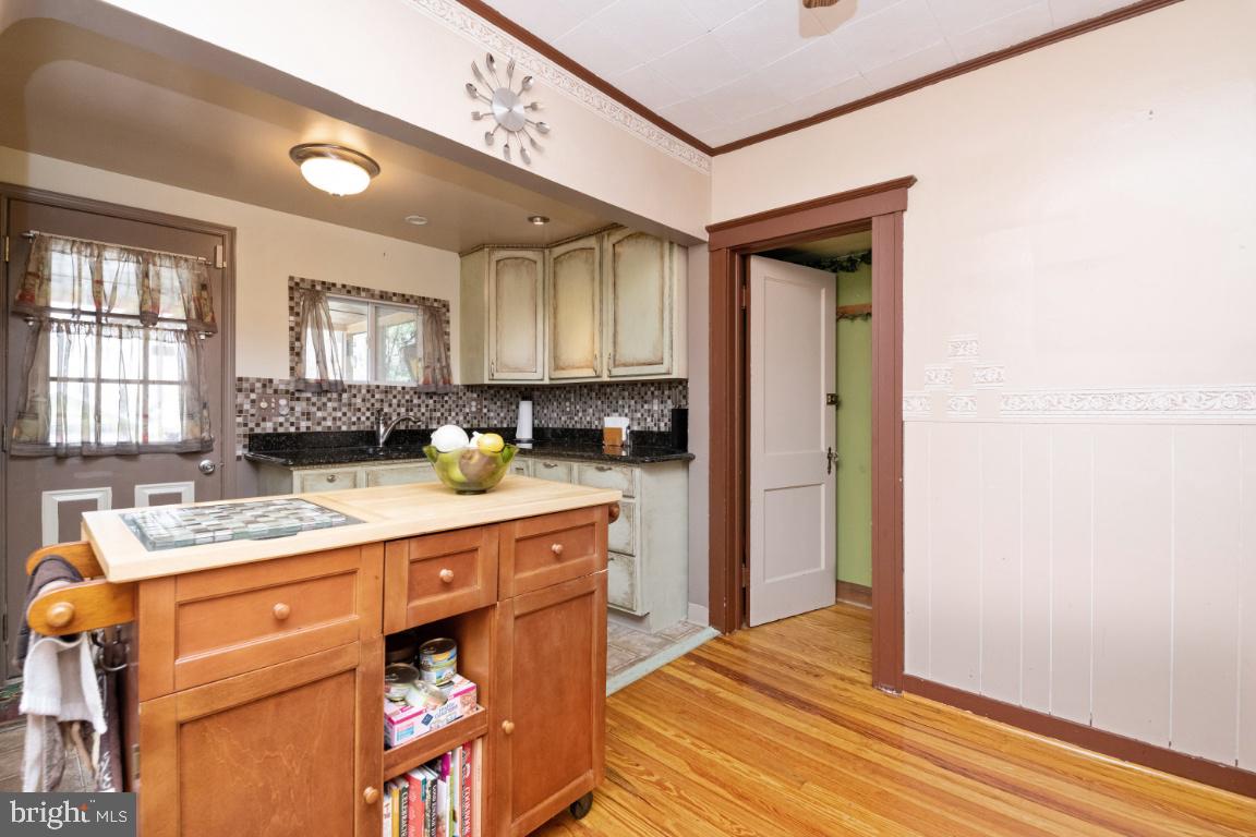 3620 Langrehr Road Baltimore, MD 21244 - Photo 17 of 40 Open kitchen