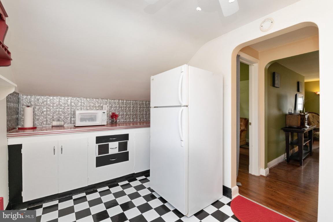 3620 Langrehr Road Baltimore, MD 21244 - Photo 25 of 40 Fantastic vintage kitchen on Unit #2 (upstairs)