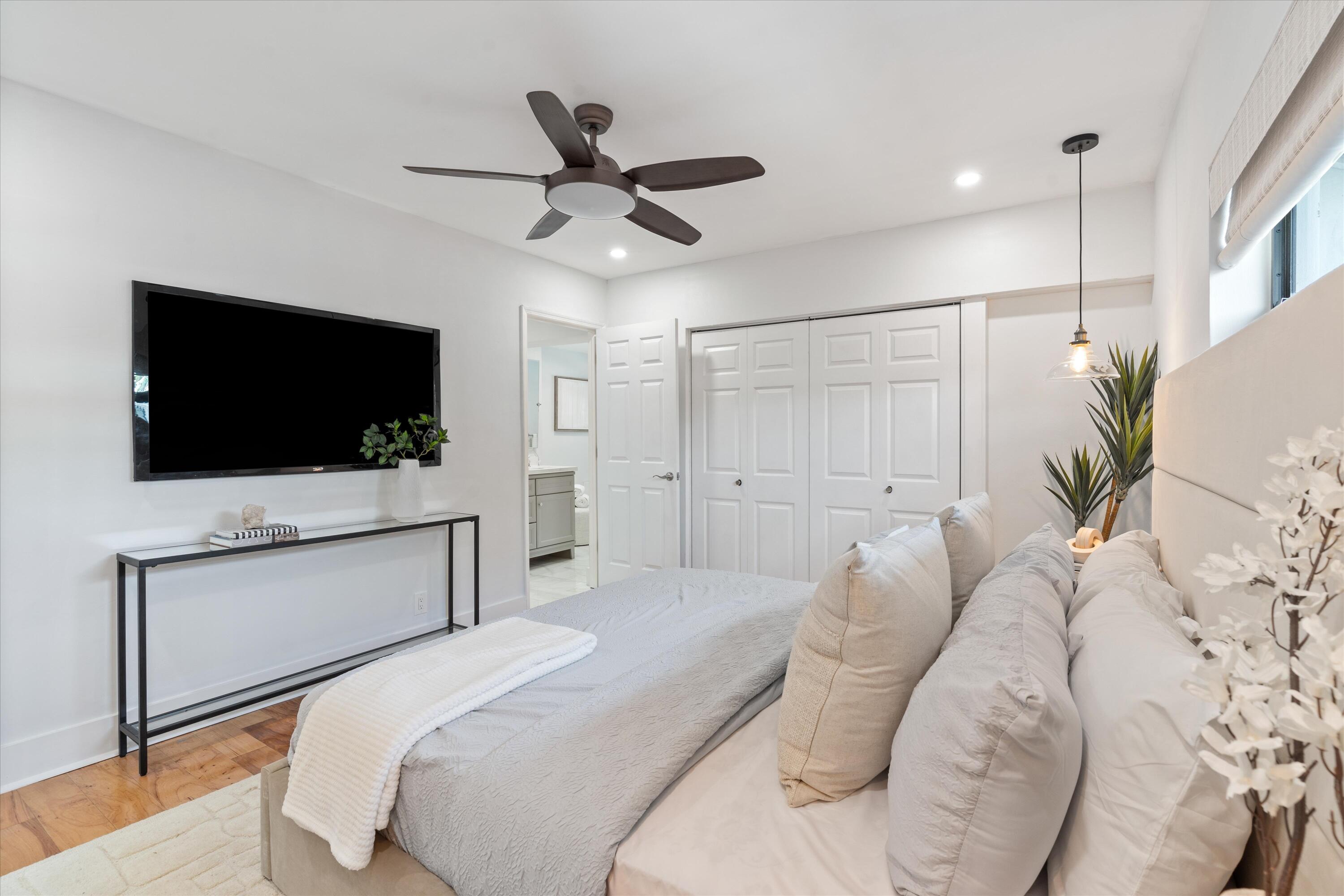 901 Southwest 12th Avenue Boca Raton, FL 33486 - Photo 13 of 25 14-901 SW 12th Ave Boca Raton, FL-119