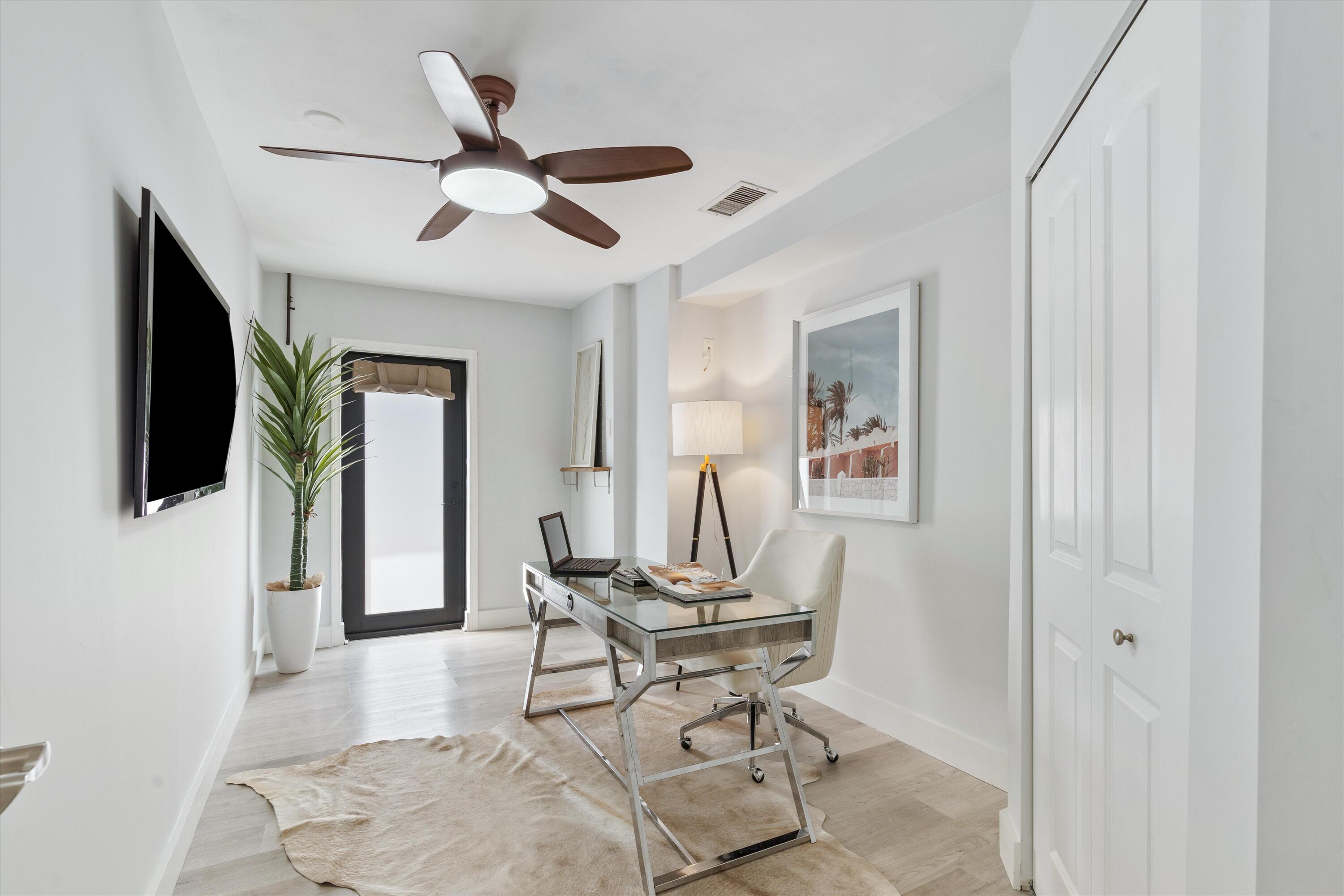 901 Southwest 12th Avenue Boca Raton, FL 33486 - Photo 18 of 25 19-901 SW 12th Ave Boca Raton, FL-113