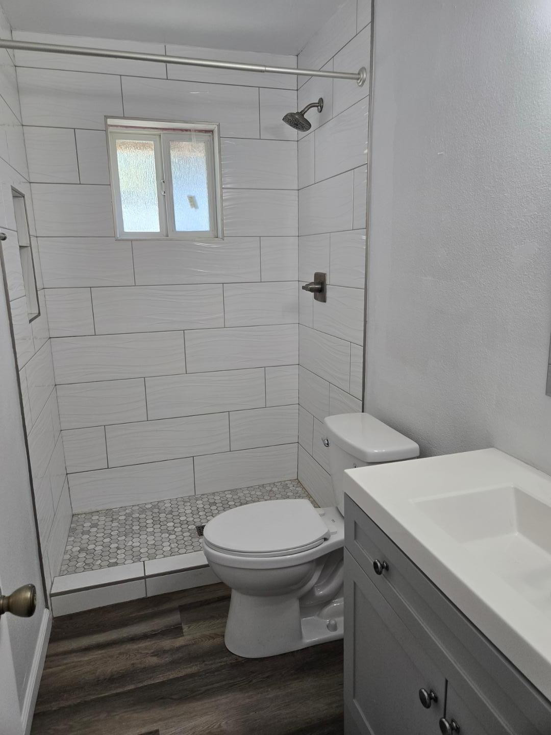 620 East Broadway Lane Tempe, AZ 85282 - Photo 10 of 15 a bathroom with a toilet and a sink