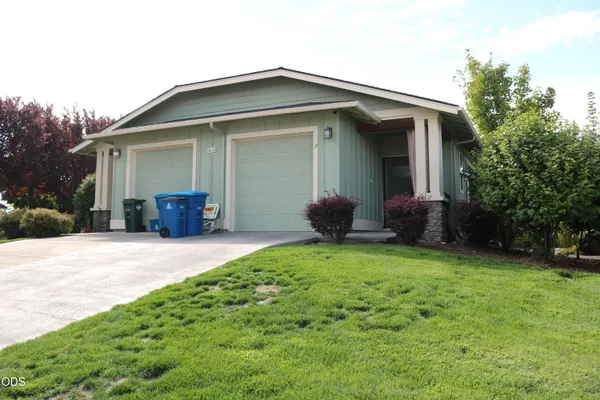 $595,000 | 1015 Northeast Watt Way, Bend, OR 97701