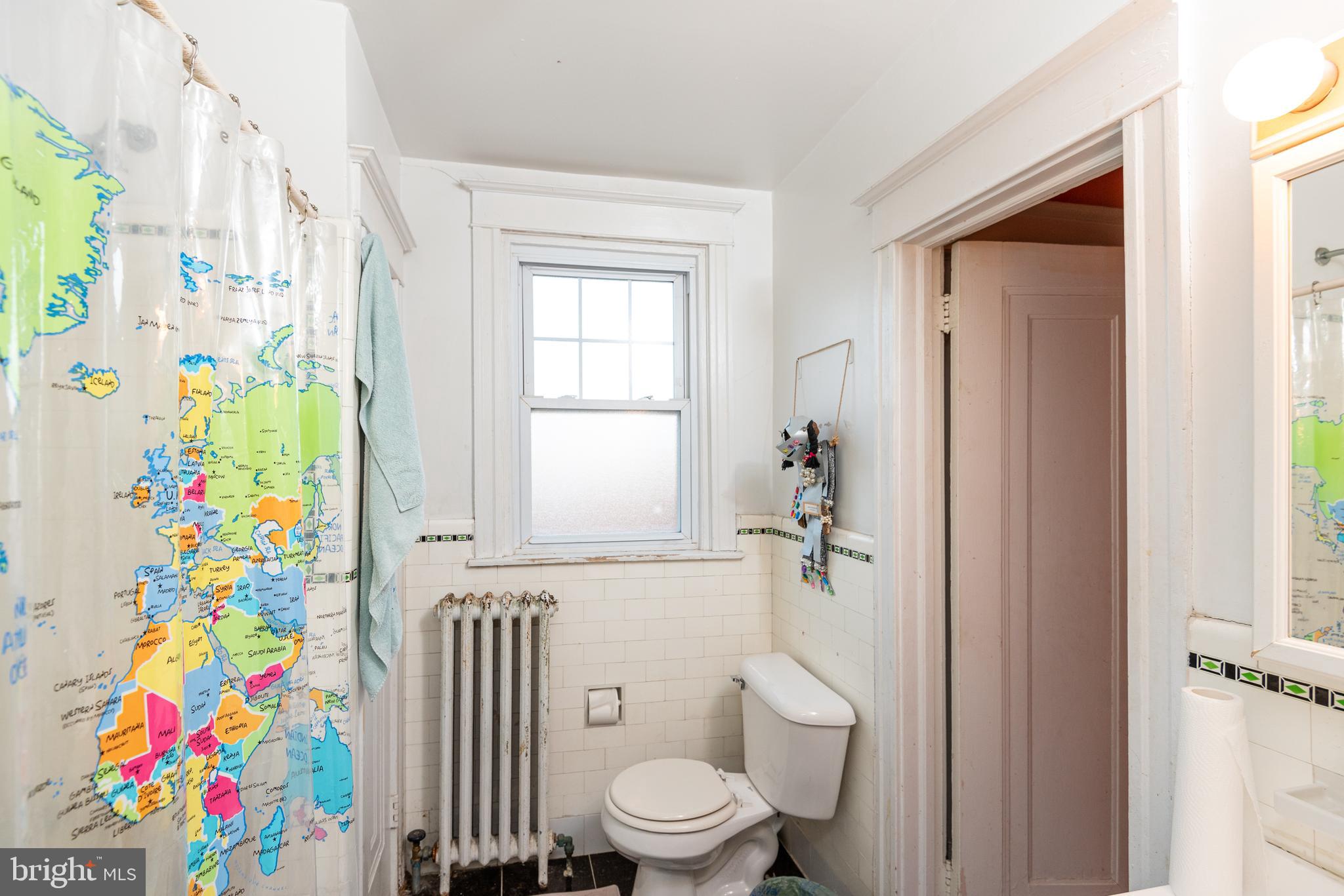 426 Glen Echo Road Philadelphia, PA 19119 - Photo 48 of 77 shared full bathroom