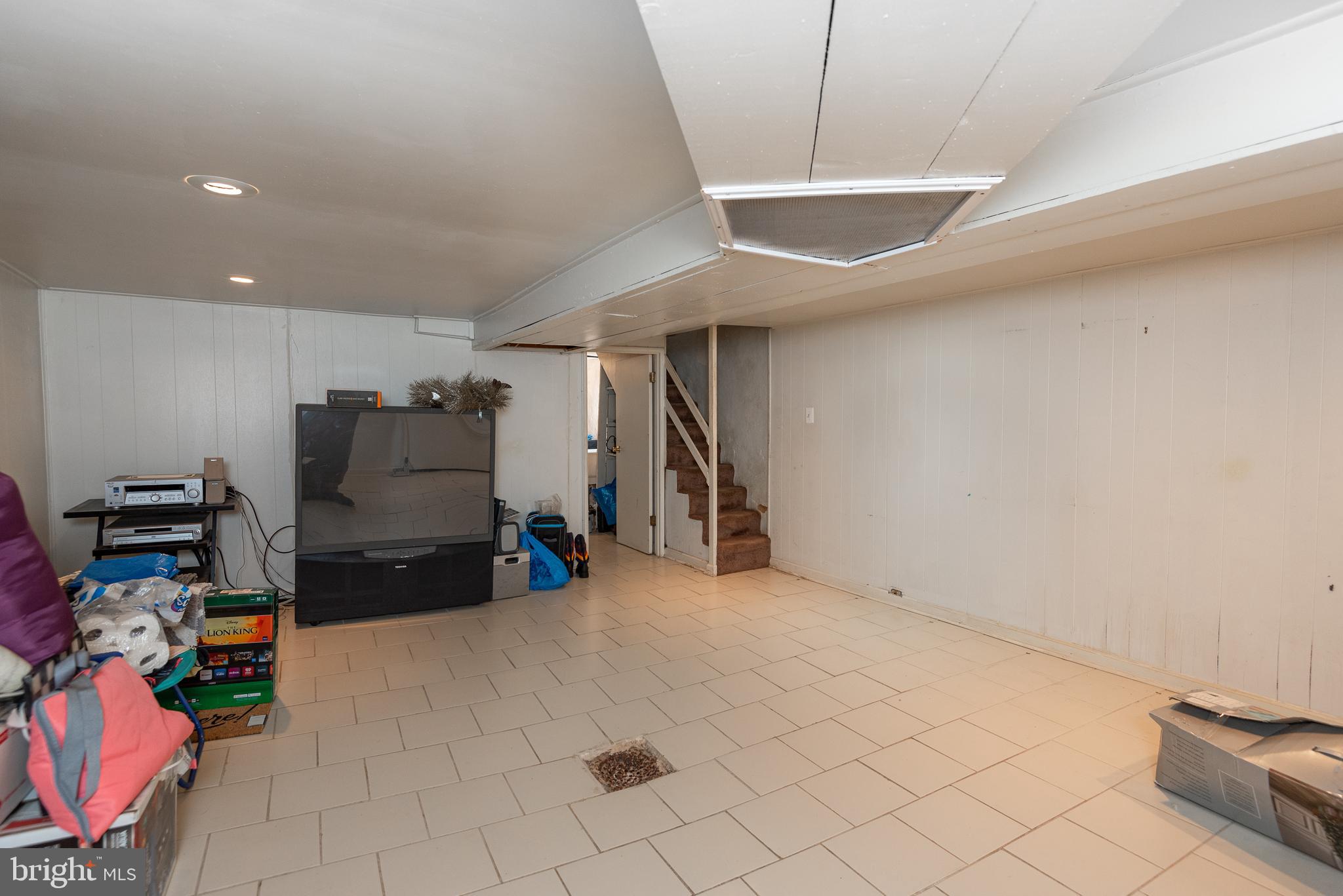 426 Glen Echo Road Philadelphia, PA 19119 - Photo 70 of 77 finished basement