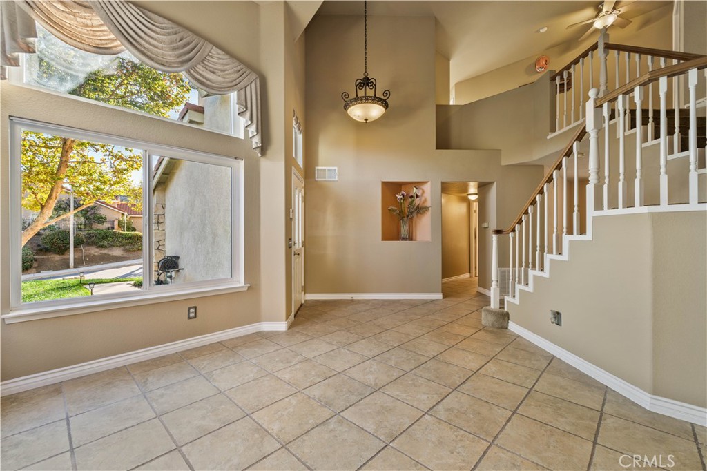 27729 Villa Canyon Road Castaic, CA 91384 - Photo 7 of 72 a view of an entryway with a window