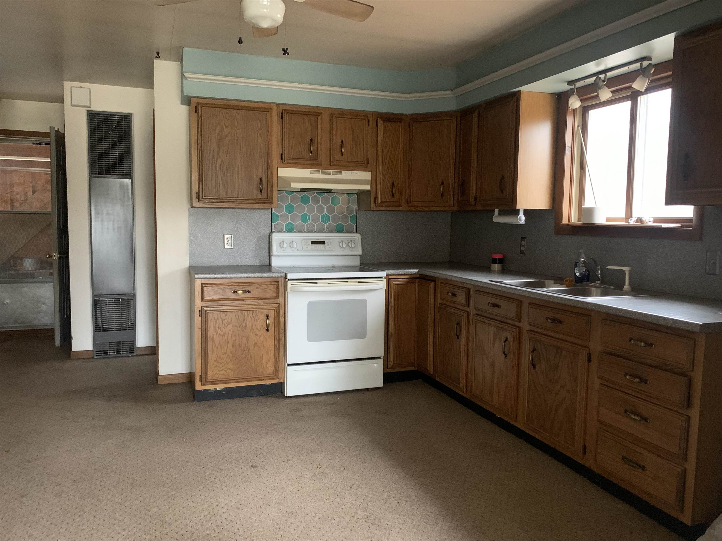 787 North Shearer Road Gladwin, MI 48624 - Photo 4 of 15