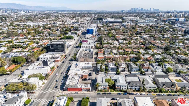 $1,650,000 | 139 North Harper Avenue, Los Angeles, CA 90048