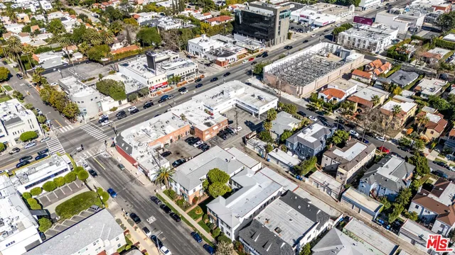 $1,650,000 | 139 North Harper Avenue, Los Angeles, CA 90048