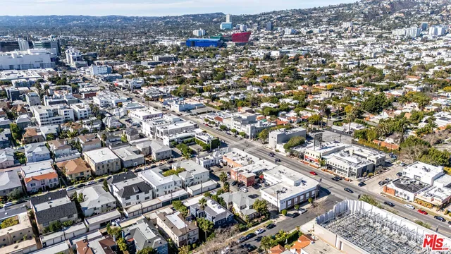 $1,650,000 | 139 North Harper Avenue, Los Angeles, CA 90048