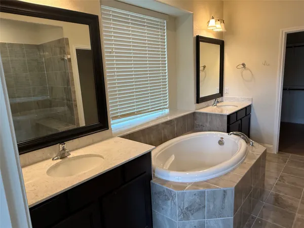 $3,200 | 6802 Tiger Trail, Katy, TX 77493