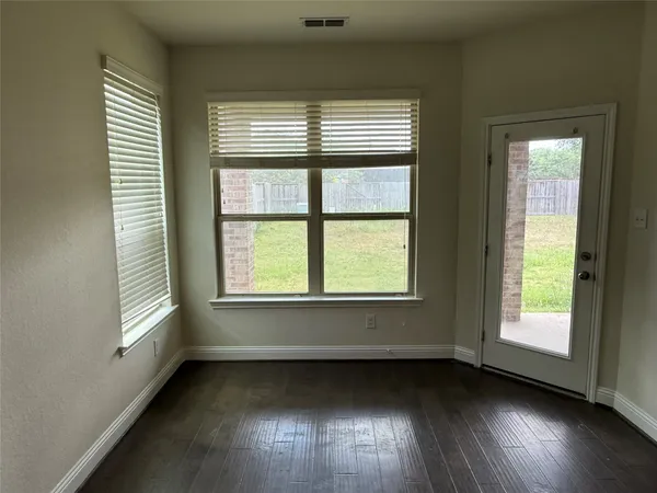 $3,200 | 6802 Tiger Trail, Katy, TX 77493