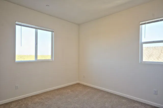 $2,895 | 656 Cheshire Drive, Patterson, CA 95363