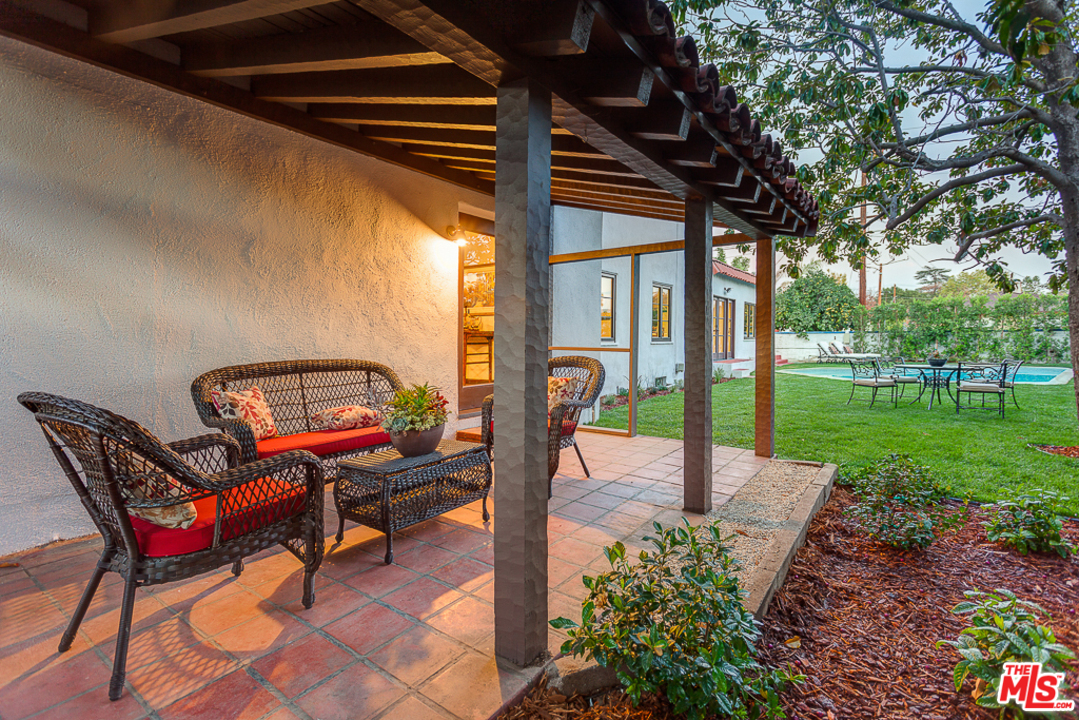 1210 Solita Road Pasadena, CA 91103 - Photo 20 of 24 Gallery Image 20