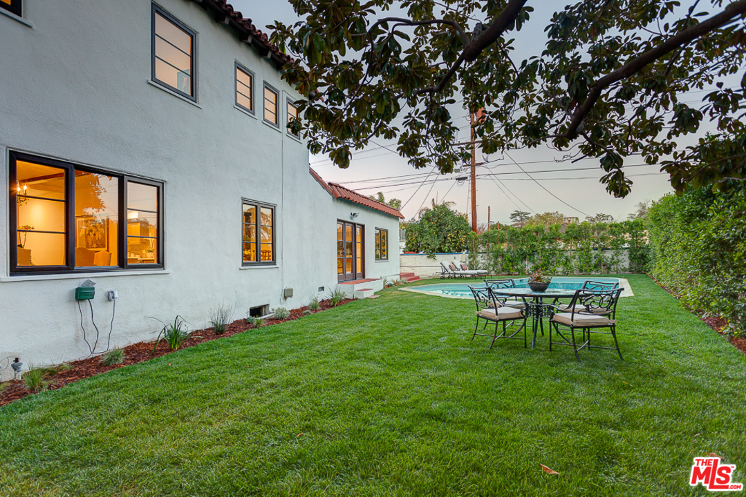 1210 Solita Road Pasadena, CA 91103 - Photo 21 of 24 Gallery Image 21