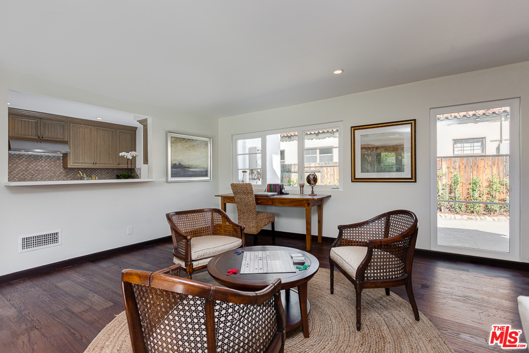 1210 Solita Road Pasadena, CA 91103 - Photo 8 of 24 Gallery Image 8