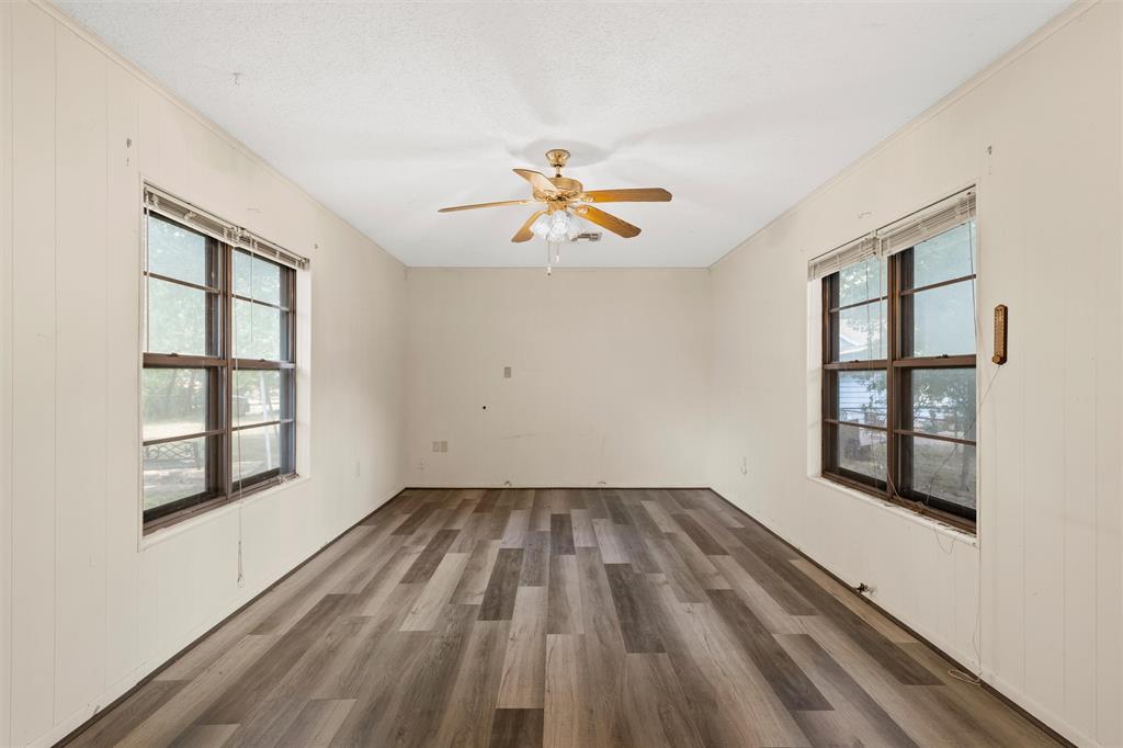 207 North Marable Street West, TX 76691 - Photo 19 of 35