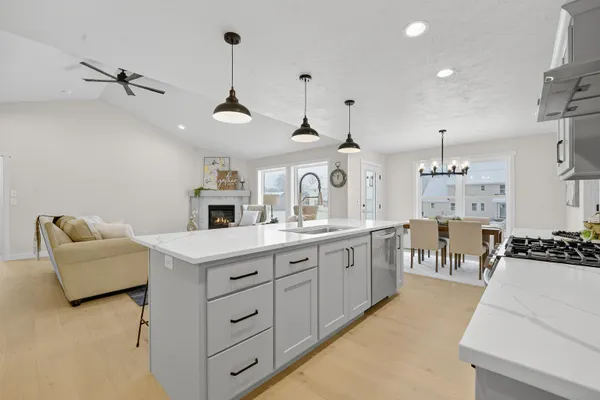 $599,900 | W5845 Roundstone Place, Menasha, WI 54952
