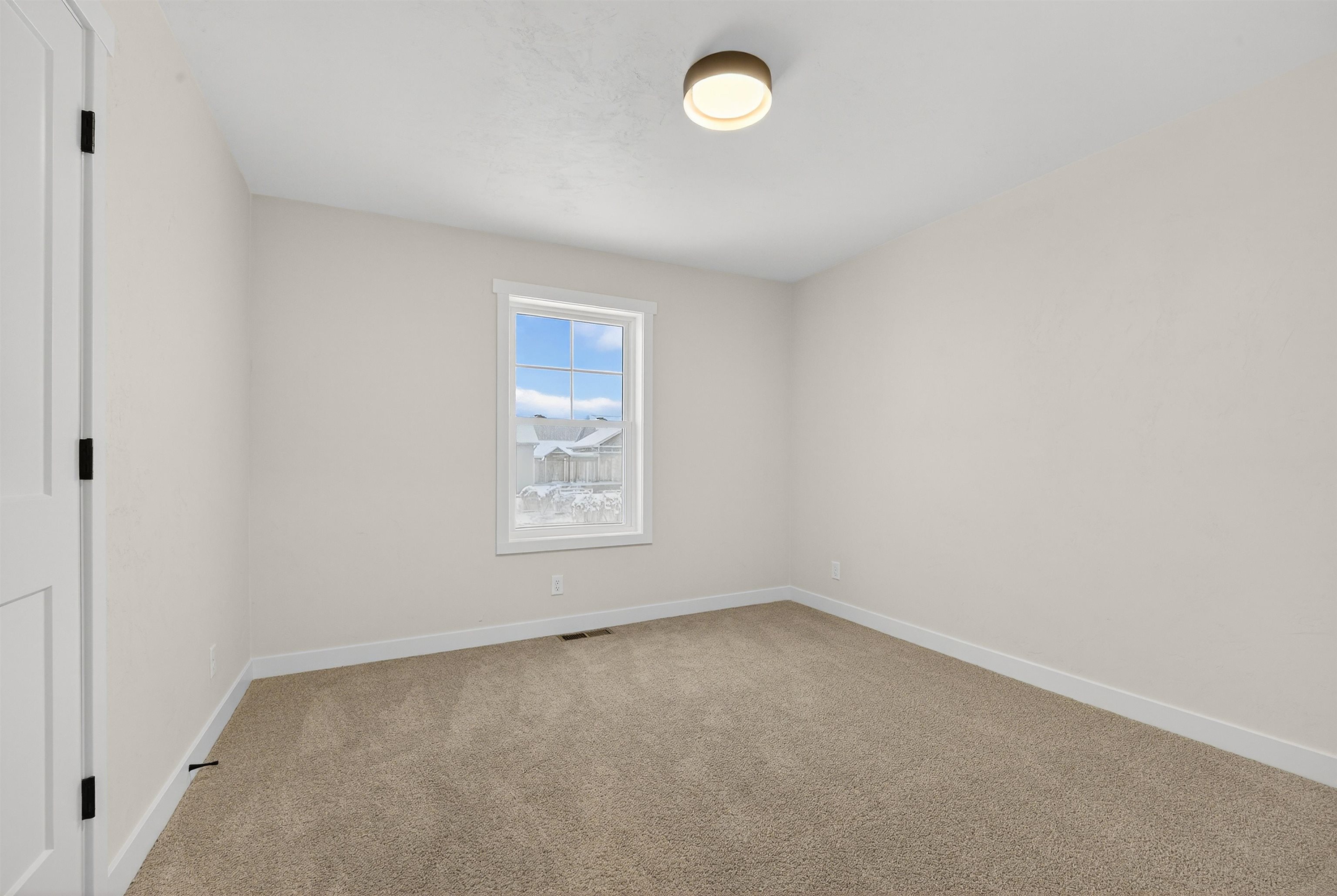 W5845 Roundstone Place Menasha, WI 54952 - Photo 26 of 39