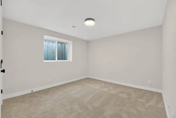 $599,900 | W5845 Roundstone Place, Menasha, WI 54952