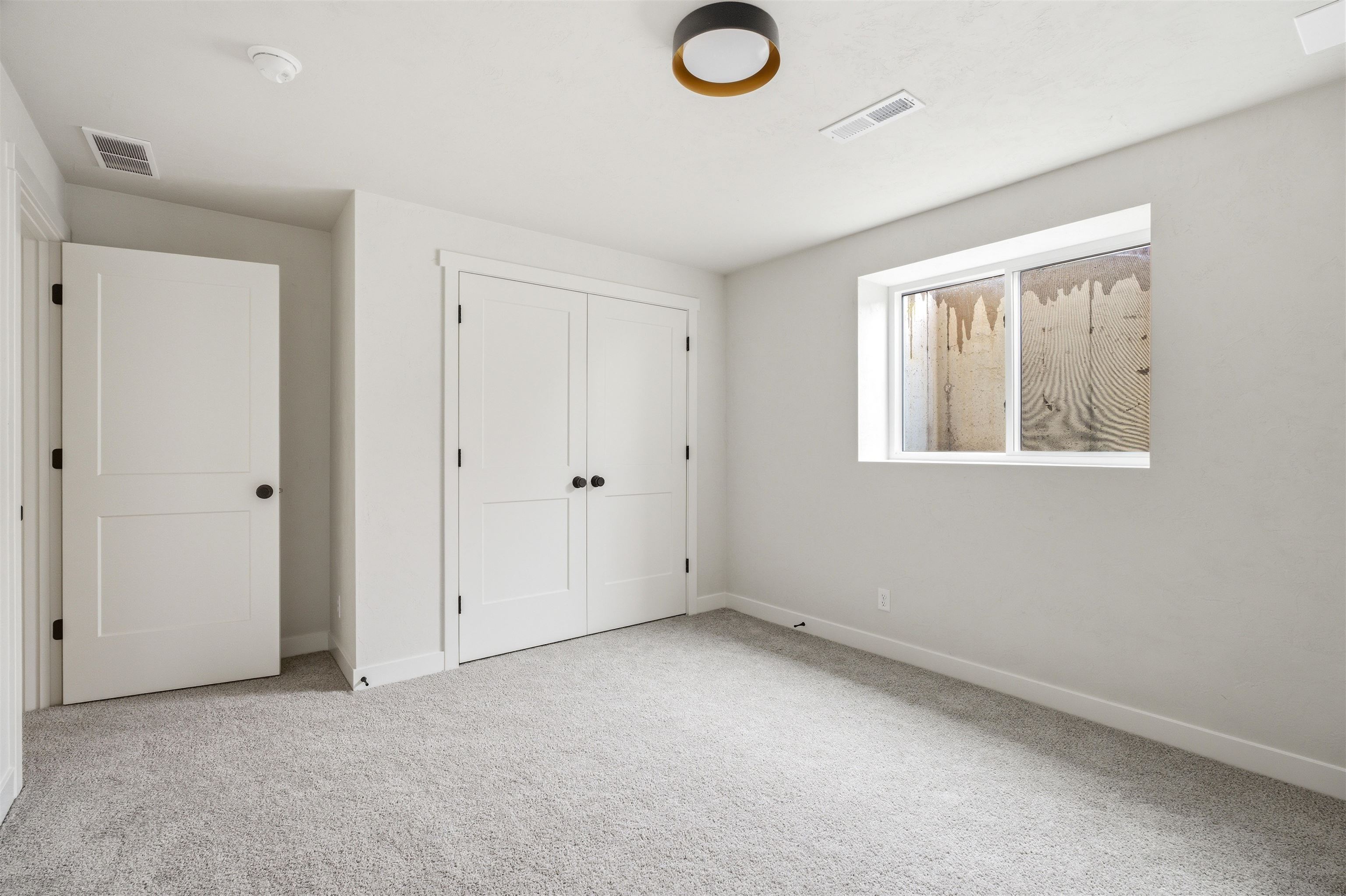 W5845 Roundstone Place Menasha, WI 54952 - Photo 34 of 39