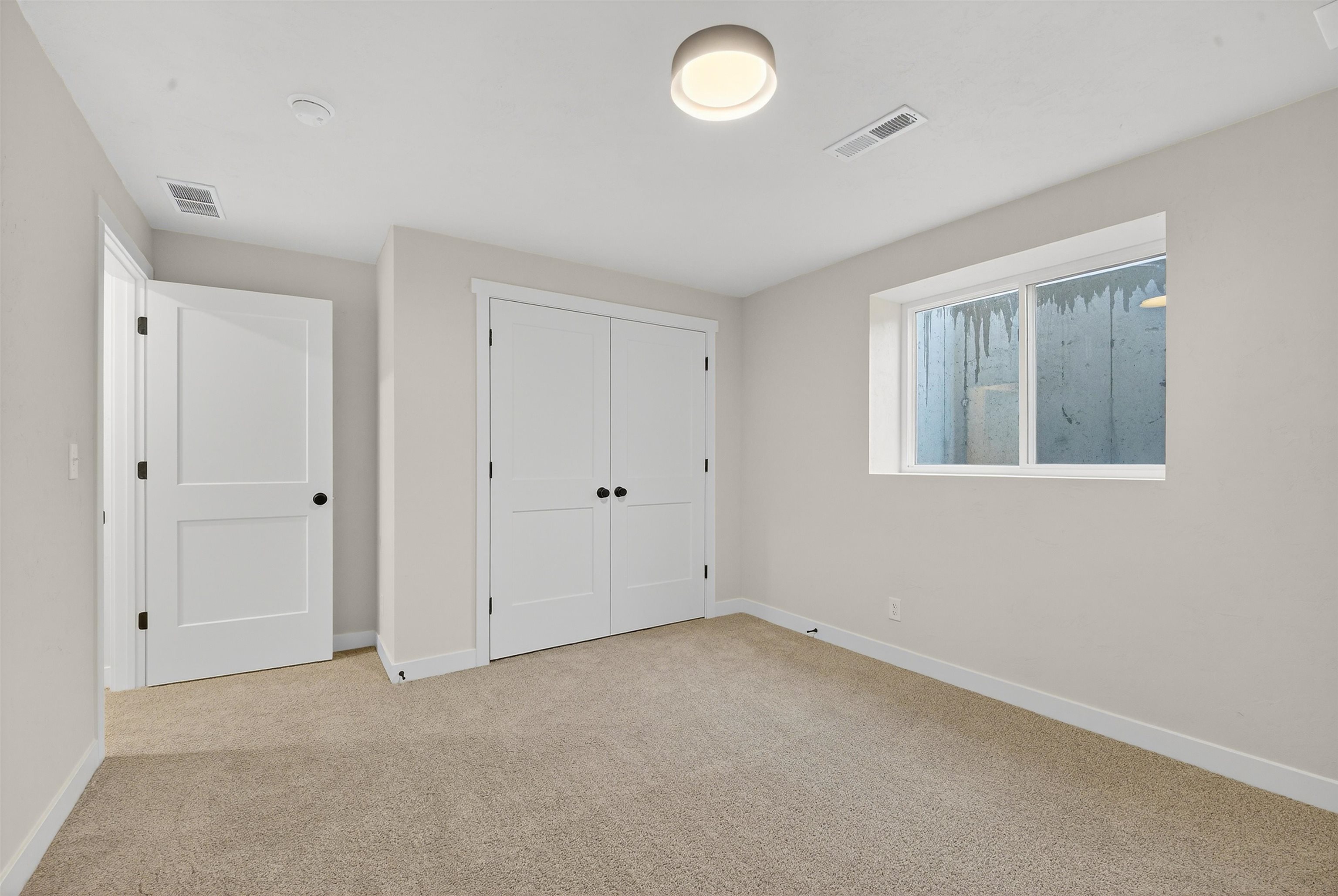 W5845 Roundstone Place Menasha, WI 54952 - Photo 34 of 39