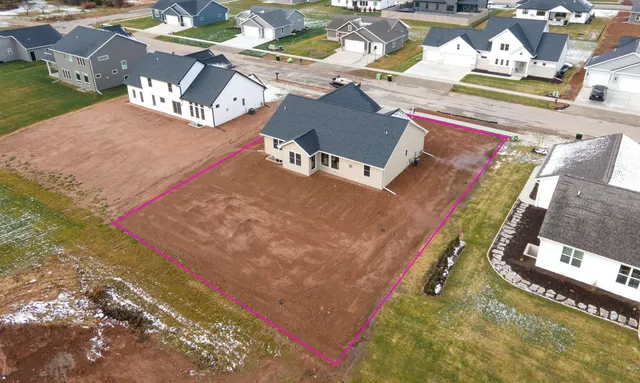 $599,900 | W5845 Roundstone Place, Menasha, WI 54952