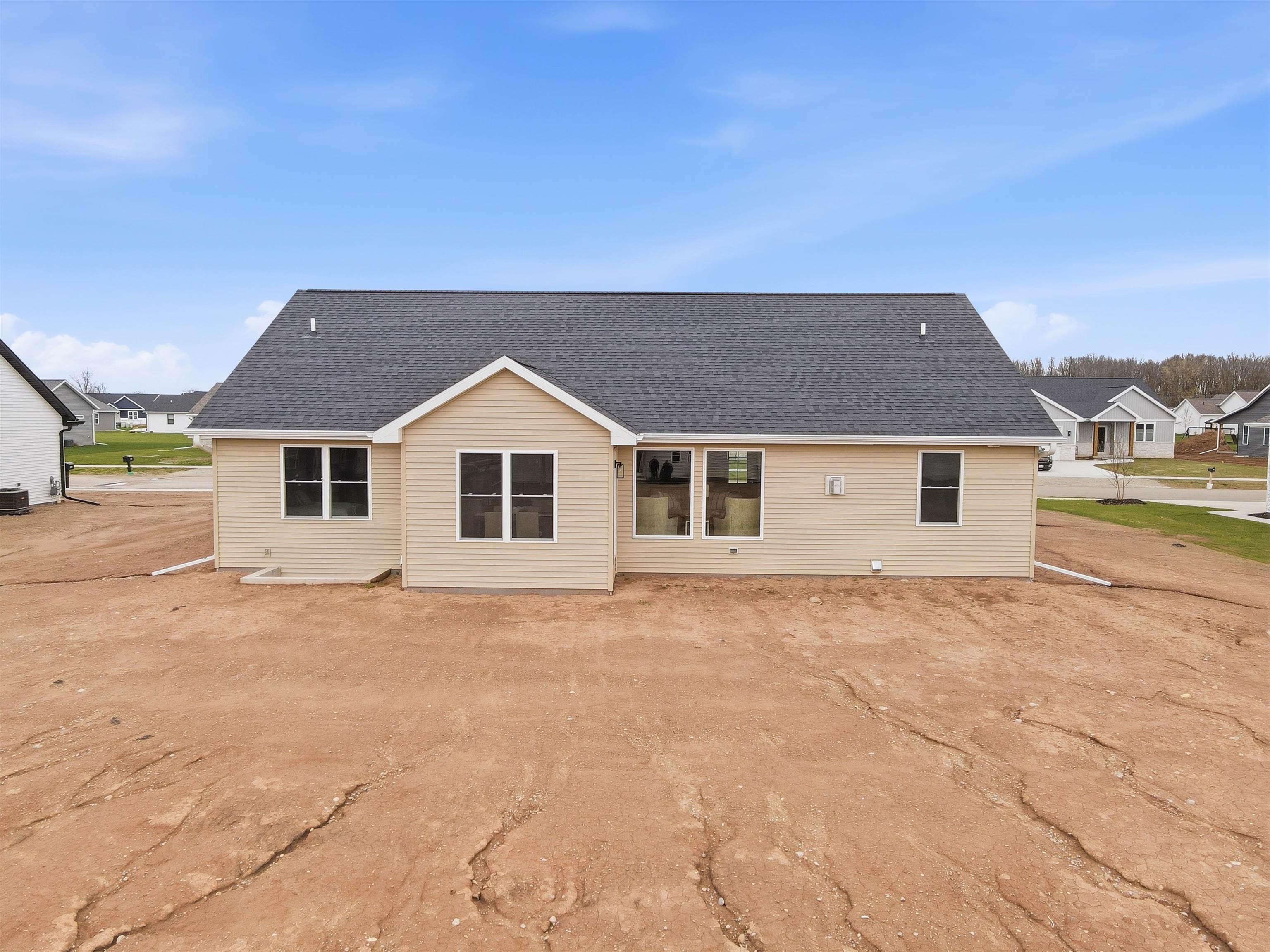 W5845 Roundstone Place Menasha, WI 54952 - Photo 37 of 39