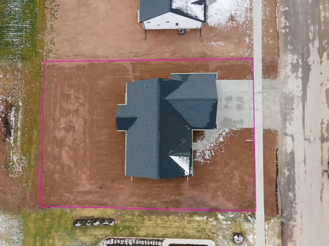 $599,900 | W5845 Roundstone Place, Menasha, WI 54952