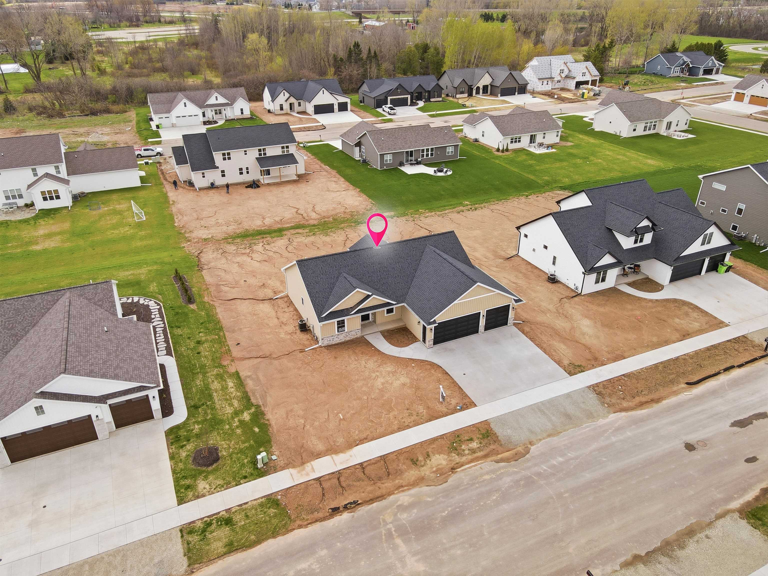 W5845 Roundstone Place Menasha, WI 54952 - Photo 38 of 39
