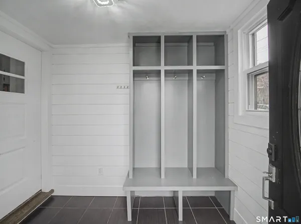 $549,900 | 20 Chatfield Drive, Trumbull, CT 06611