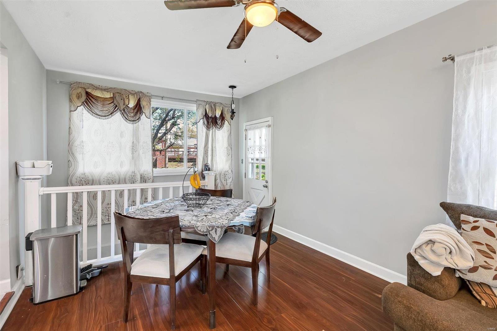 9431 Reavis Barracks Road St. Louis, MO 63123 - Photo 7 of 30