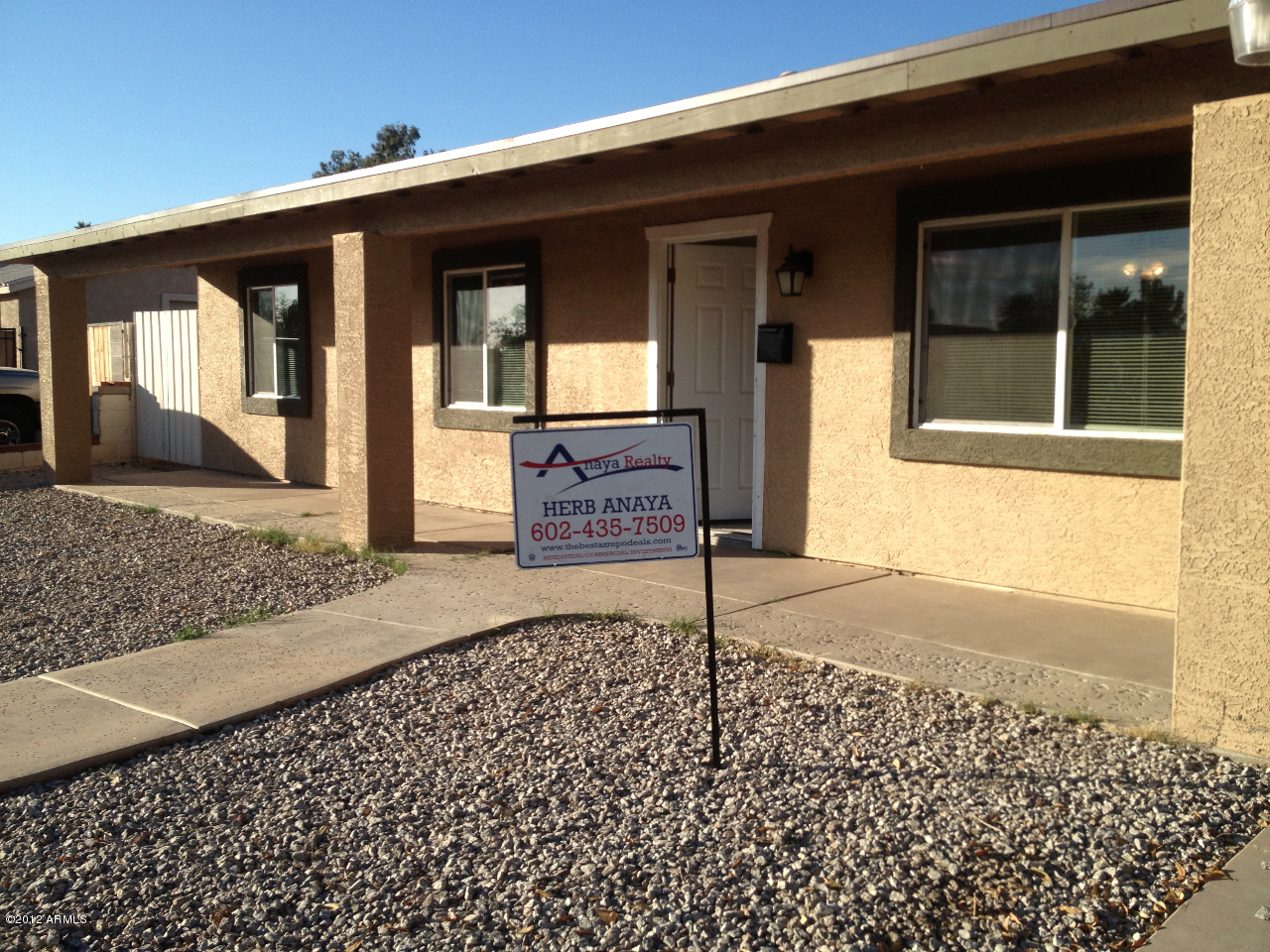 7208 West Monterosa Street Phoenix, AZ 85033 - Photo 1 of 6 IMG_0268