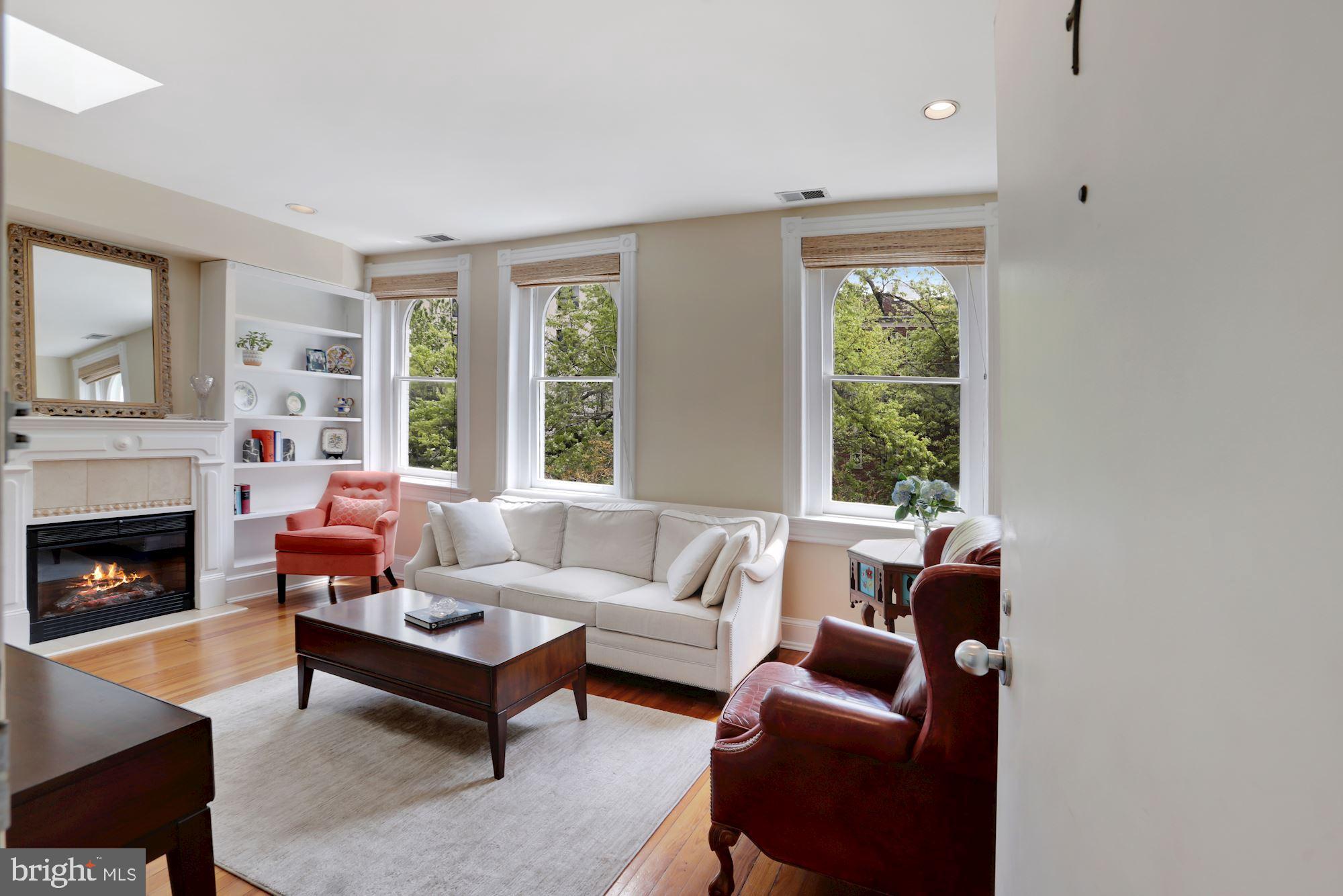 2011 Kalorama Road Northwest, Unit 7 Washington, DC 20009 - Photo 3 of 25 Gallery Image 3