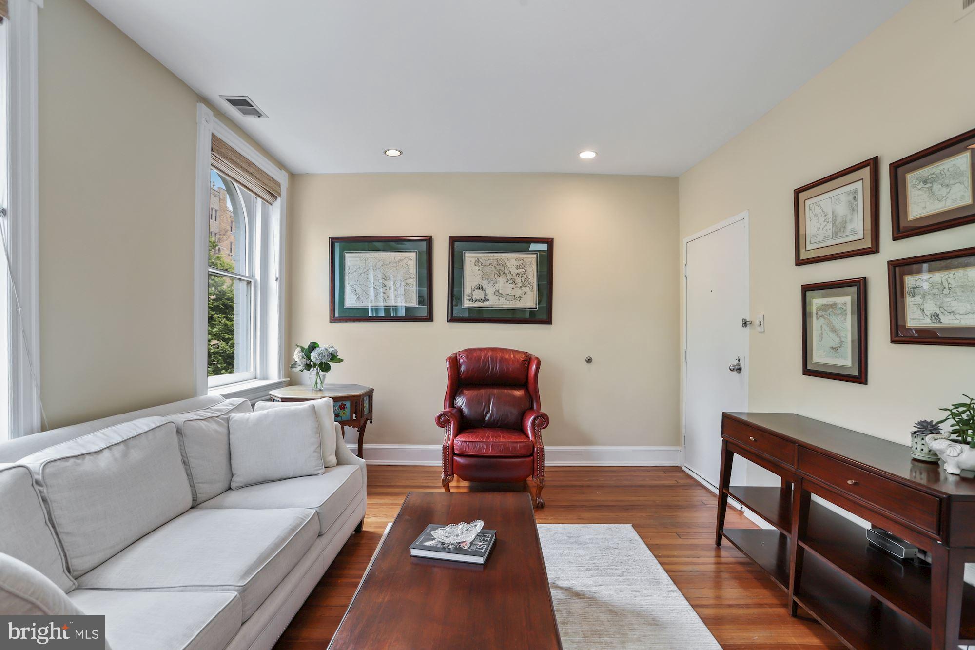 2011 Kalorama Road Northwest, Unit 7 Washington, DC 20009 - Photo 7 of 25 Gallery Image 7